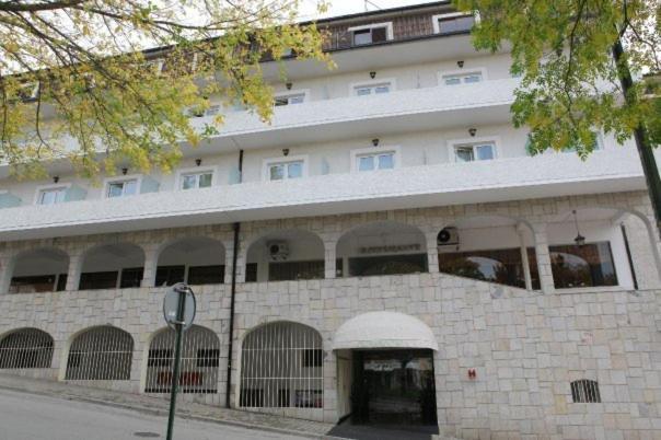 Petrus Hotel Chaves Exterior foto